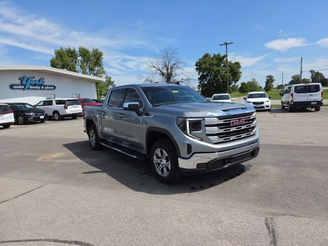 Used 2024 Silver GMC SLE image 4