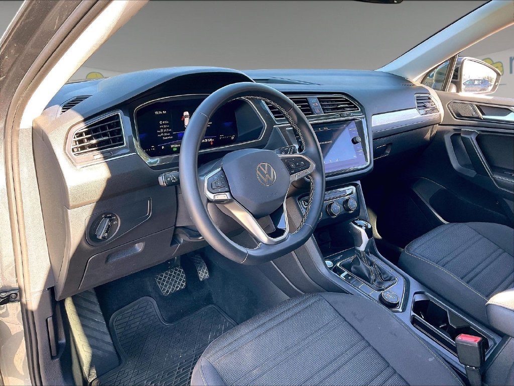 Used 2024 Platinum Gray Metallic Volkswagen 2.0T S image 8