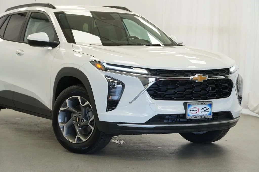 New 2026 Summit White Chevrolet LT image 8