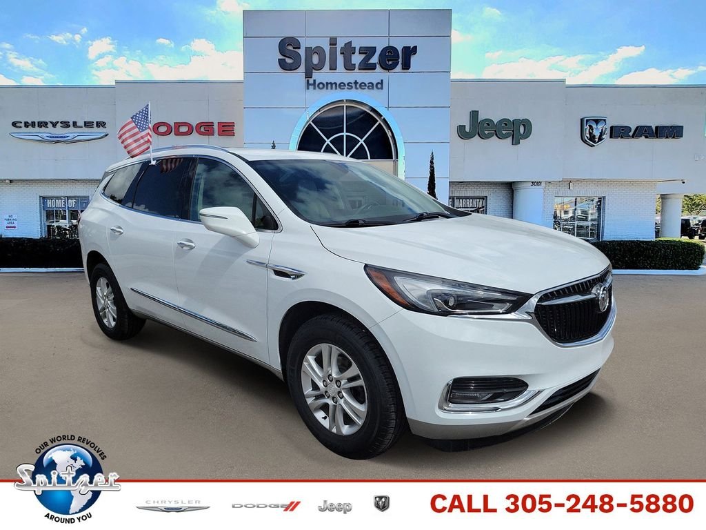2021 Buick Enclave Essence's photo