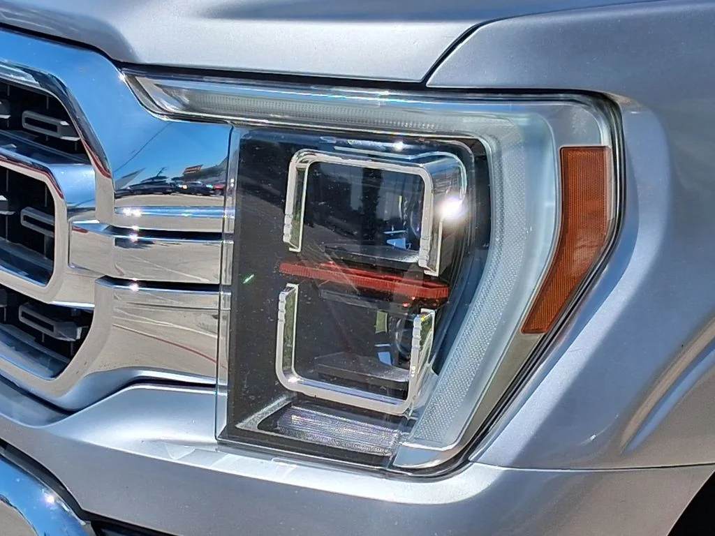 Certified Used 2022 Silver Ford XLT image 6