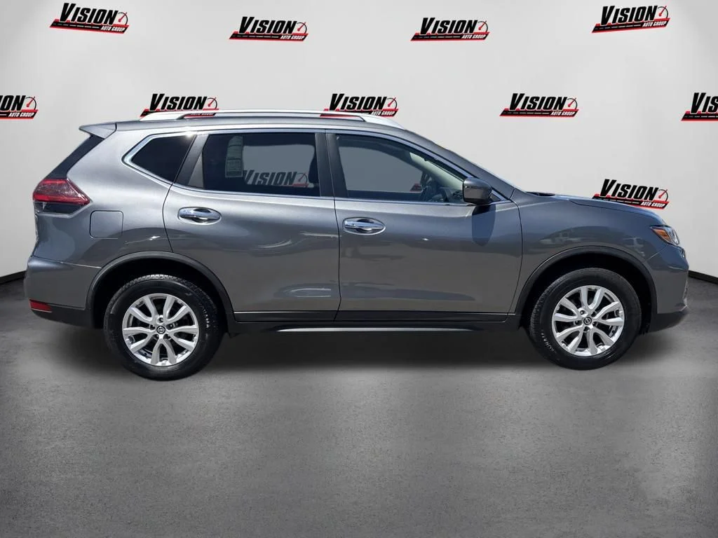 Used 2019 Gray Nissan SV image 4