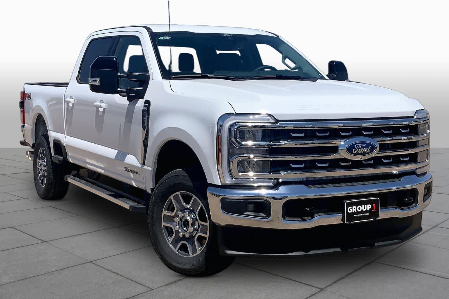 New 2026 Oxford White Ford F-250® Lariat® image 2