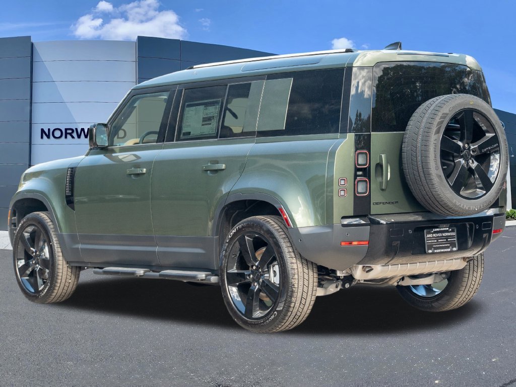 New 2026 Woolstone Green Land Rover S image 6