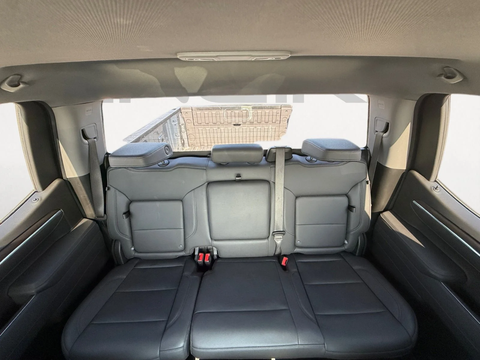 Used 2025 Sterling Metallic GMC SLT image 18