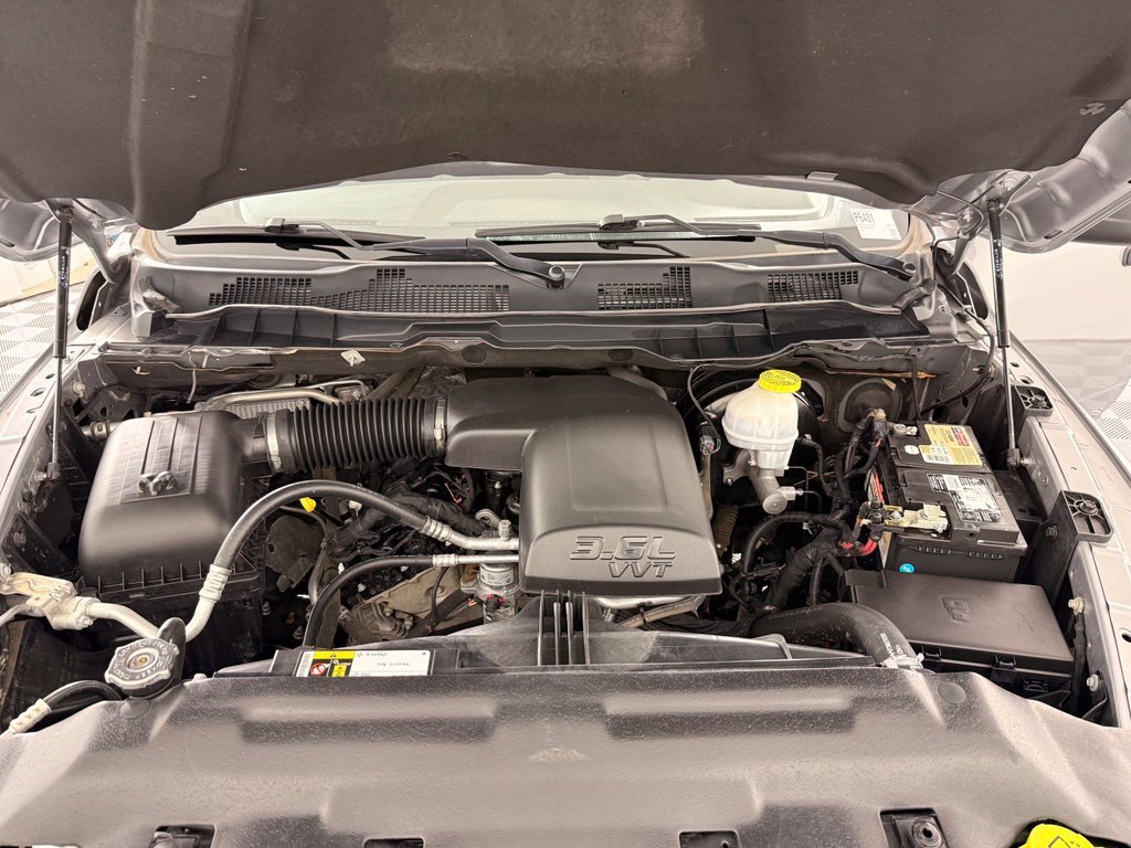 Used 2019 Silver Ram Tradesman image 31