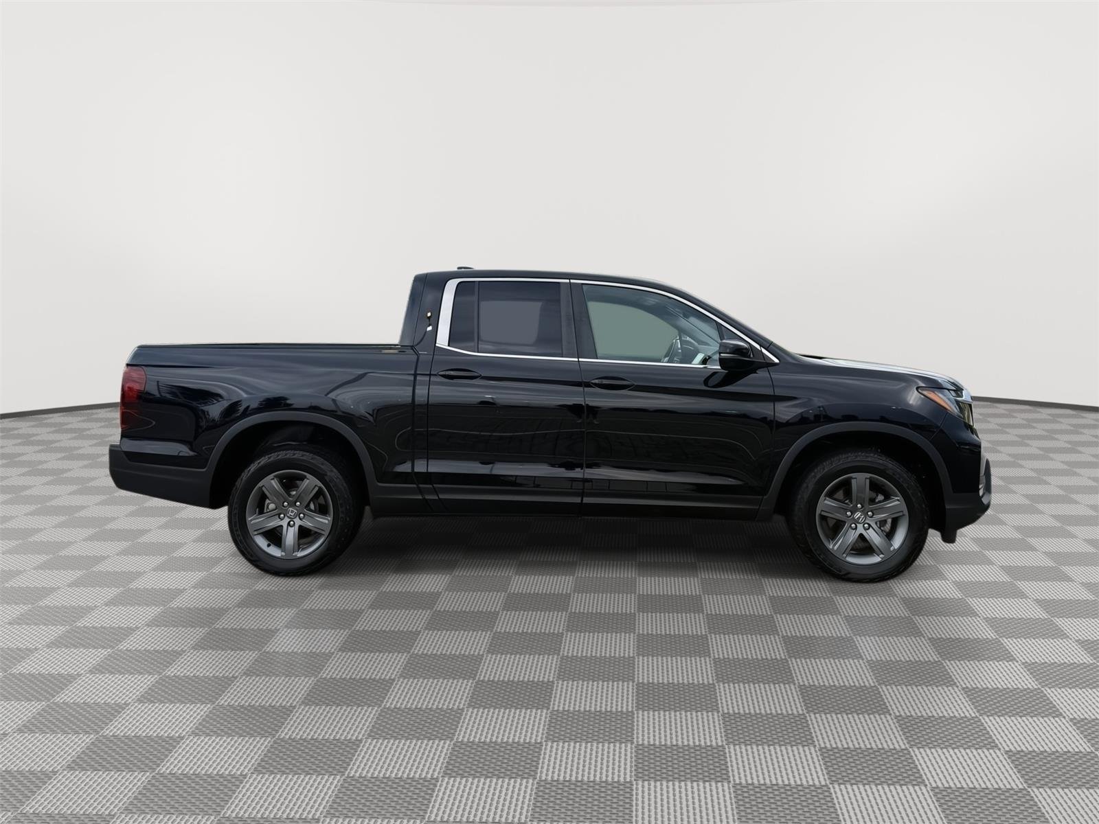 Certified Used 2023 Crystal Black Pearl Honda RTL image 7