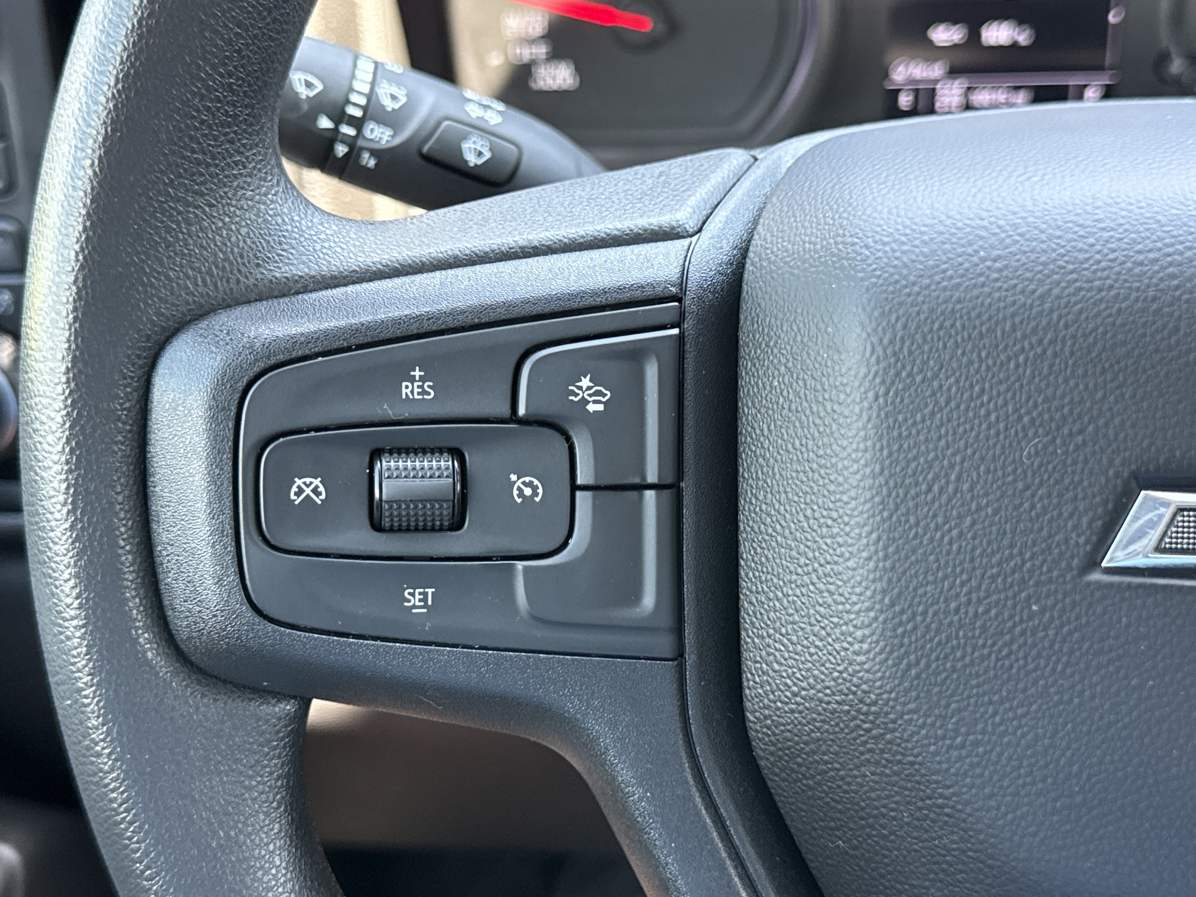2024 Chevrolet Silverado 1500 Custom - Photo 19