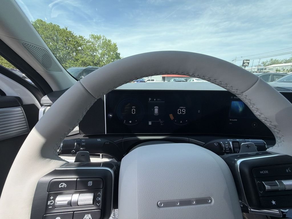 New 2026 White Hyundai SE AWD image 15