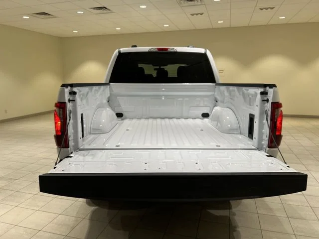 New 2026 White Ford XLT image 21