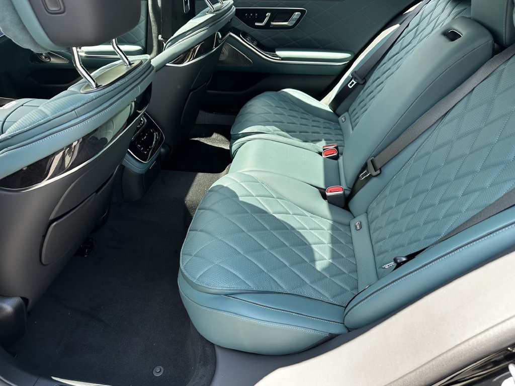 New 2027 Black Mercedes-Benz S 580 image 62