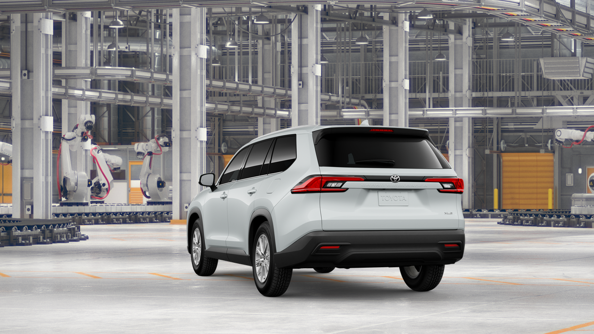 New 2026 Wind Chill Pearl Toyota XLE image 7