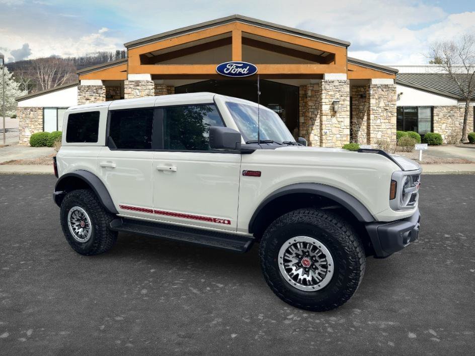 New 2026 Wimbledon White Ford Outer Banks® image 3