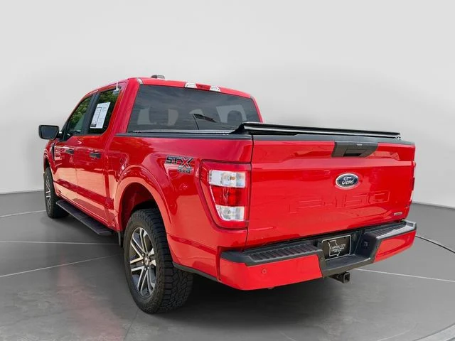Used 2022 Red Ford XL image 6