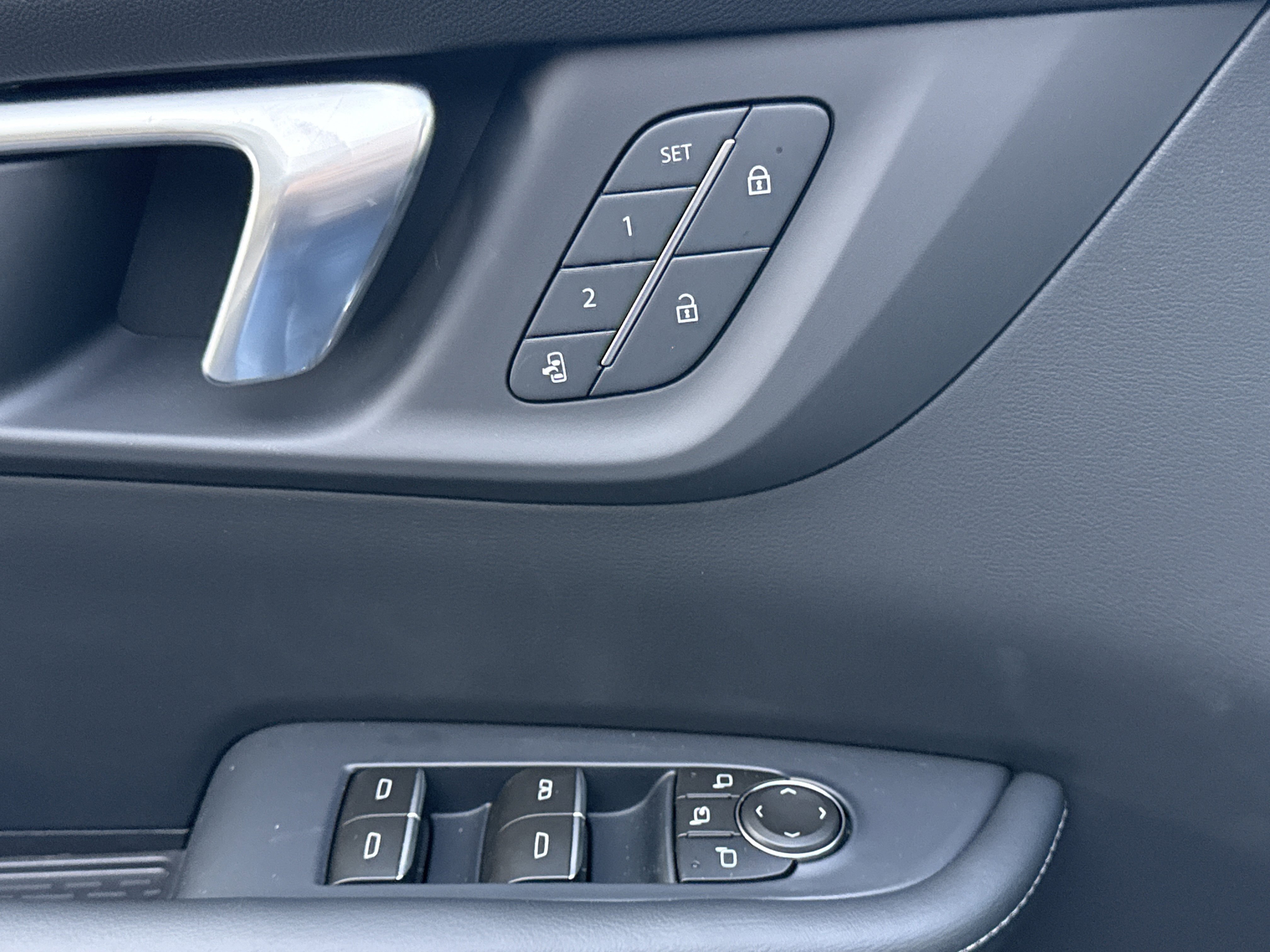 2026 Buick Enclave Sport Touring - Photo 19