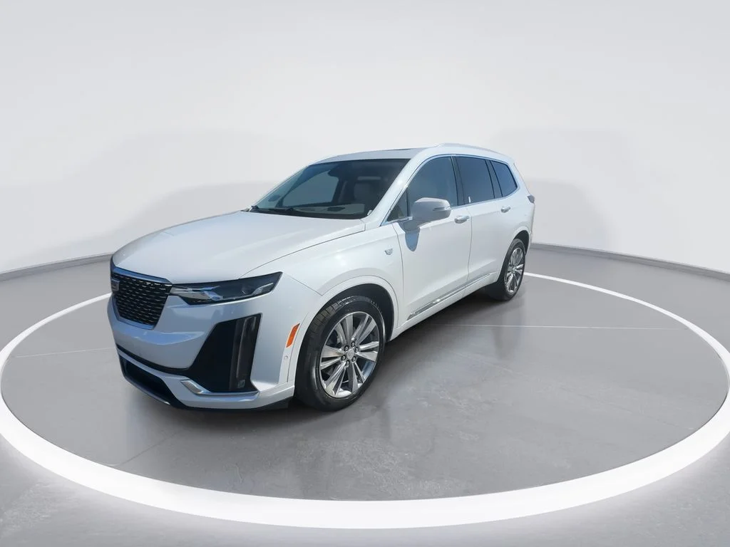 Used 2024 White Cadillac Premium Luxury image 4