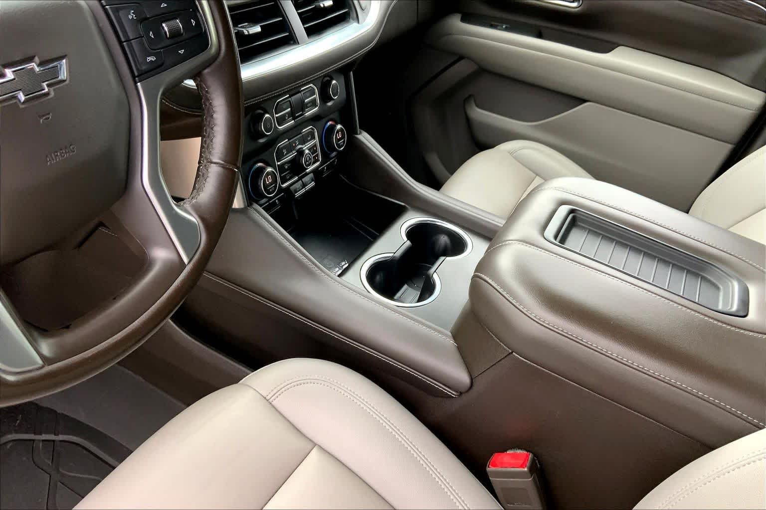 Used 2023 Silver Sage Metallic Chevrolet Z71 image 17
