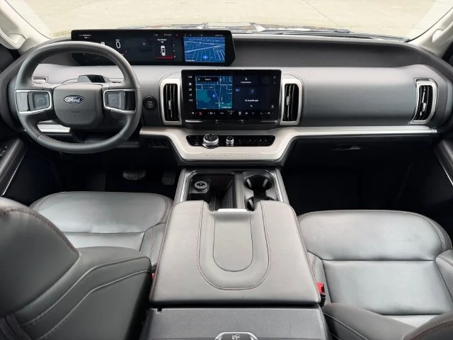 Used 2025 Black Metallic Ford Active image 21