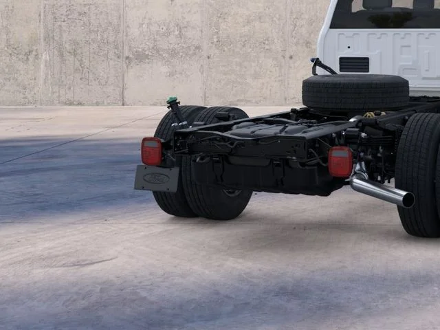 2026 Ford F-350 Super Duty Chassis Cab XL - Photo 23