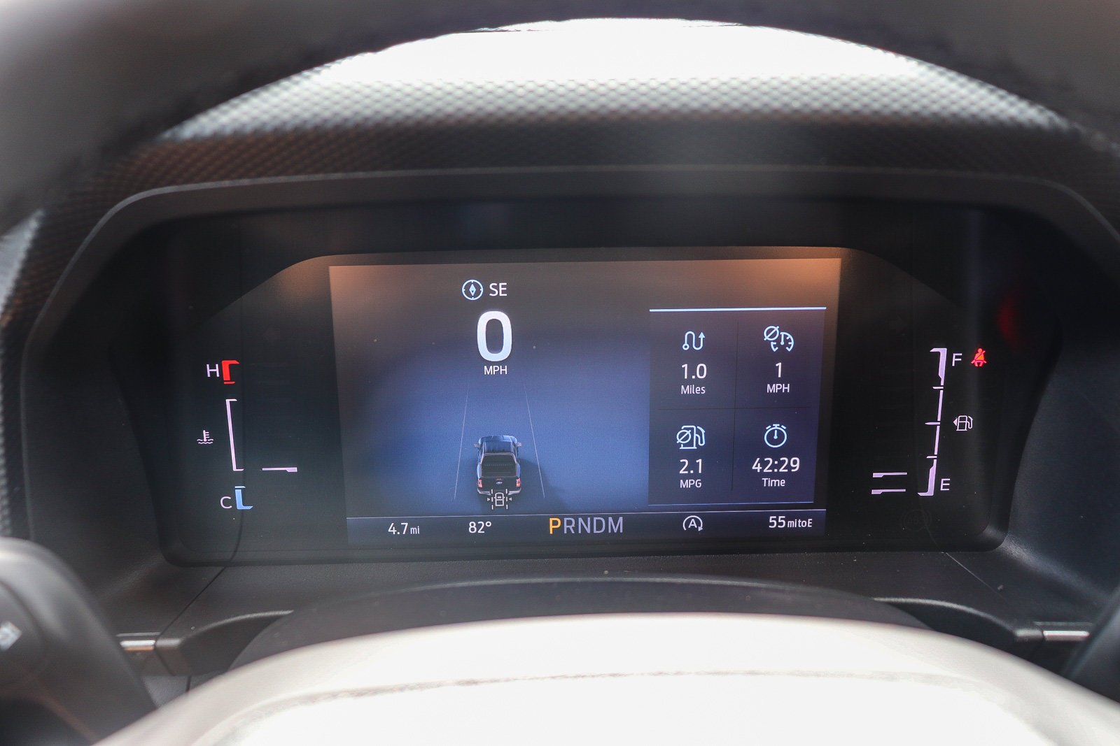 New 2026 Carbonized Gray Metallic Ford XLT image 24