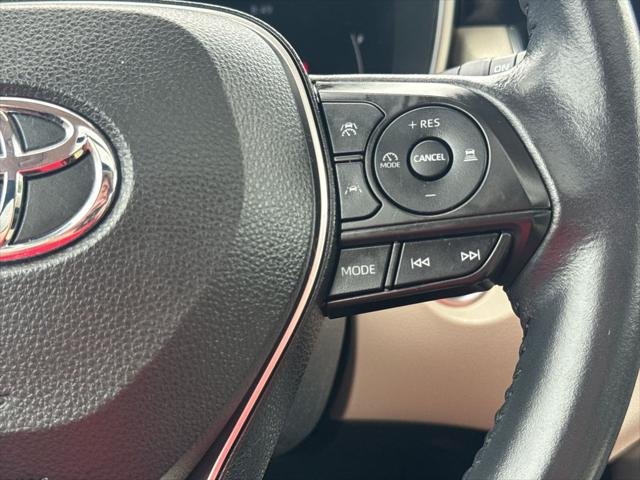Certified Used 2023 WIND CHILL PEARL* Toyota  image 22