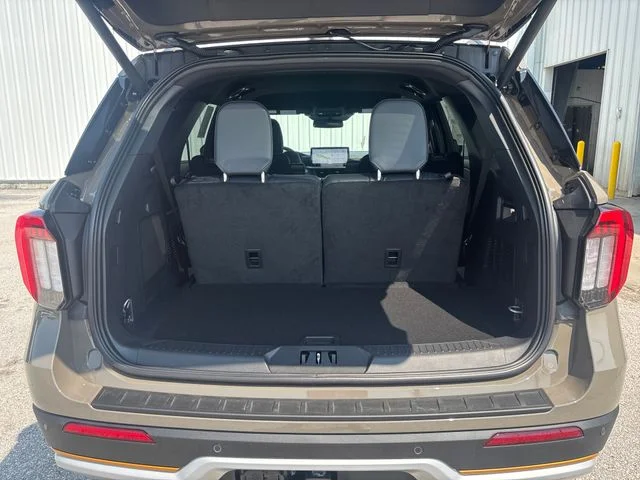 New 2026 Marsh Gray Ford Tremor® image 20