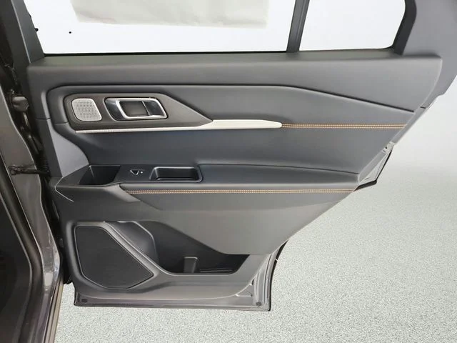 New 2026 Carbonized Gray Metallic Ford Tremor® image 59