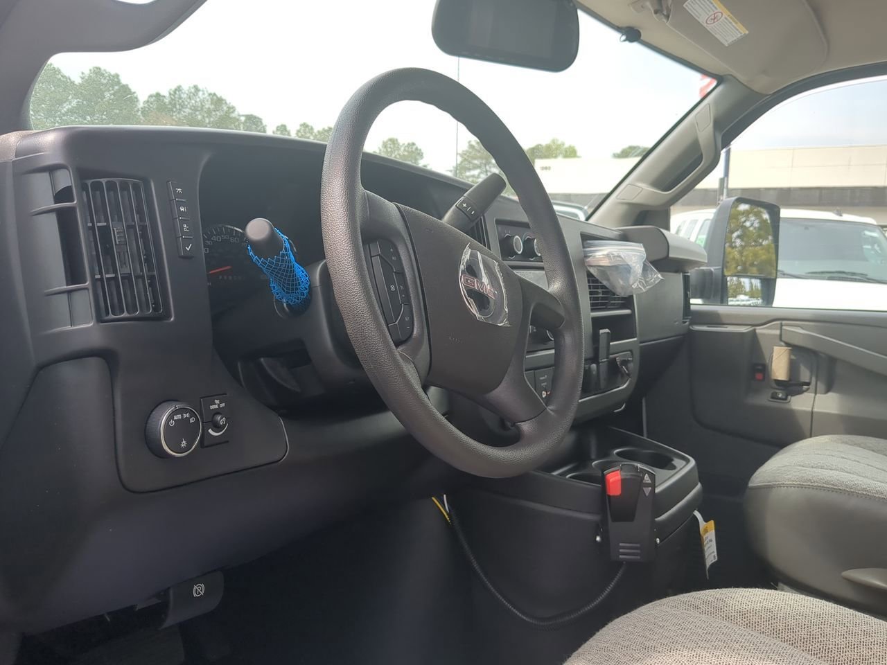 New 2025 Summit White GMC Work Truck image 10