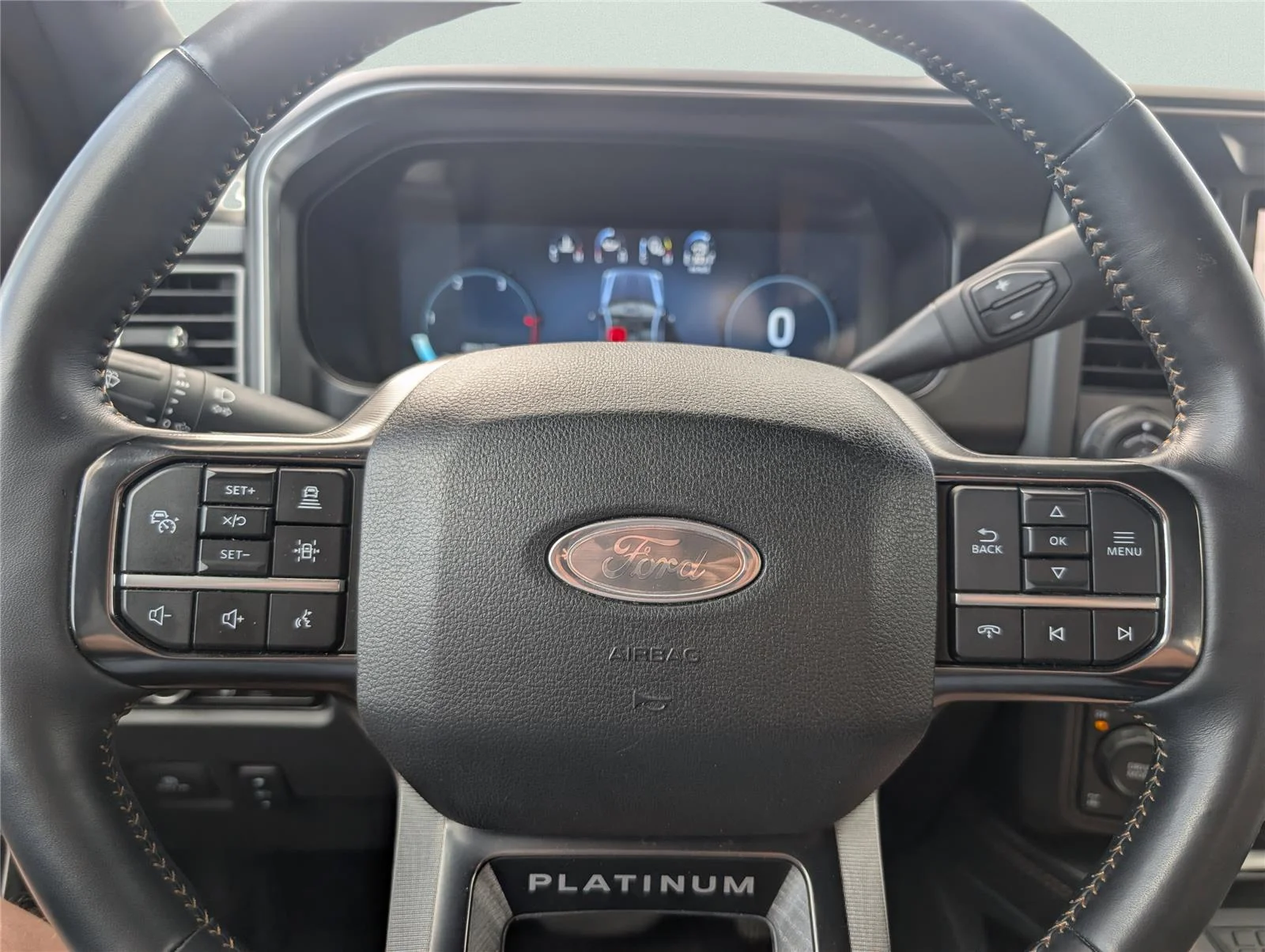 Used 2024 Star White Metallic Tri-Coat Ford Platinum image 23