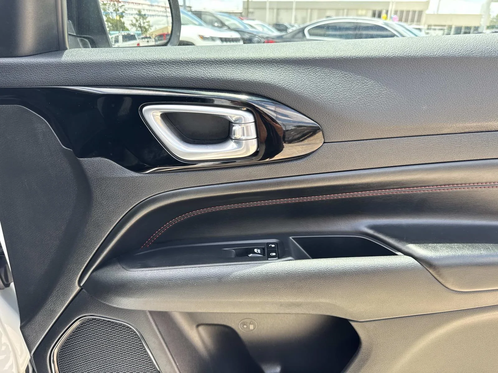 Used 2025 Bright White Clearcoat Jeep Trailhawk image 14