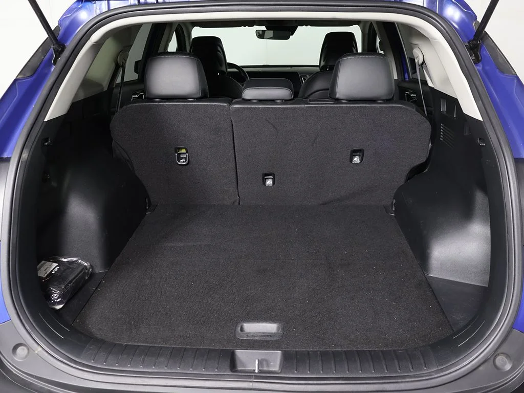 Used 2023 Blue Kia EX image 16