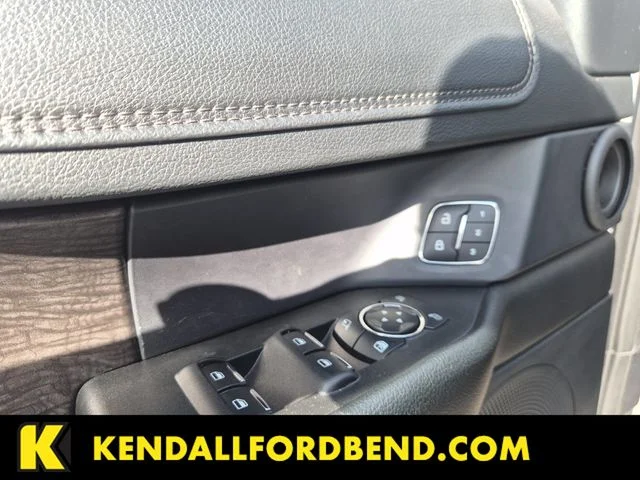 Used 2020 Silver Ford Limited image 10