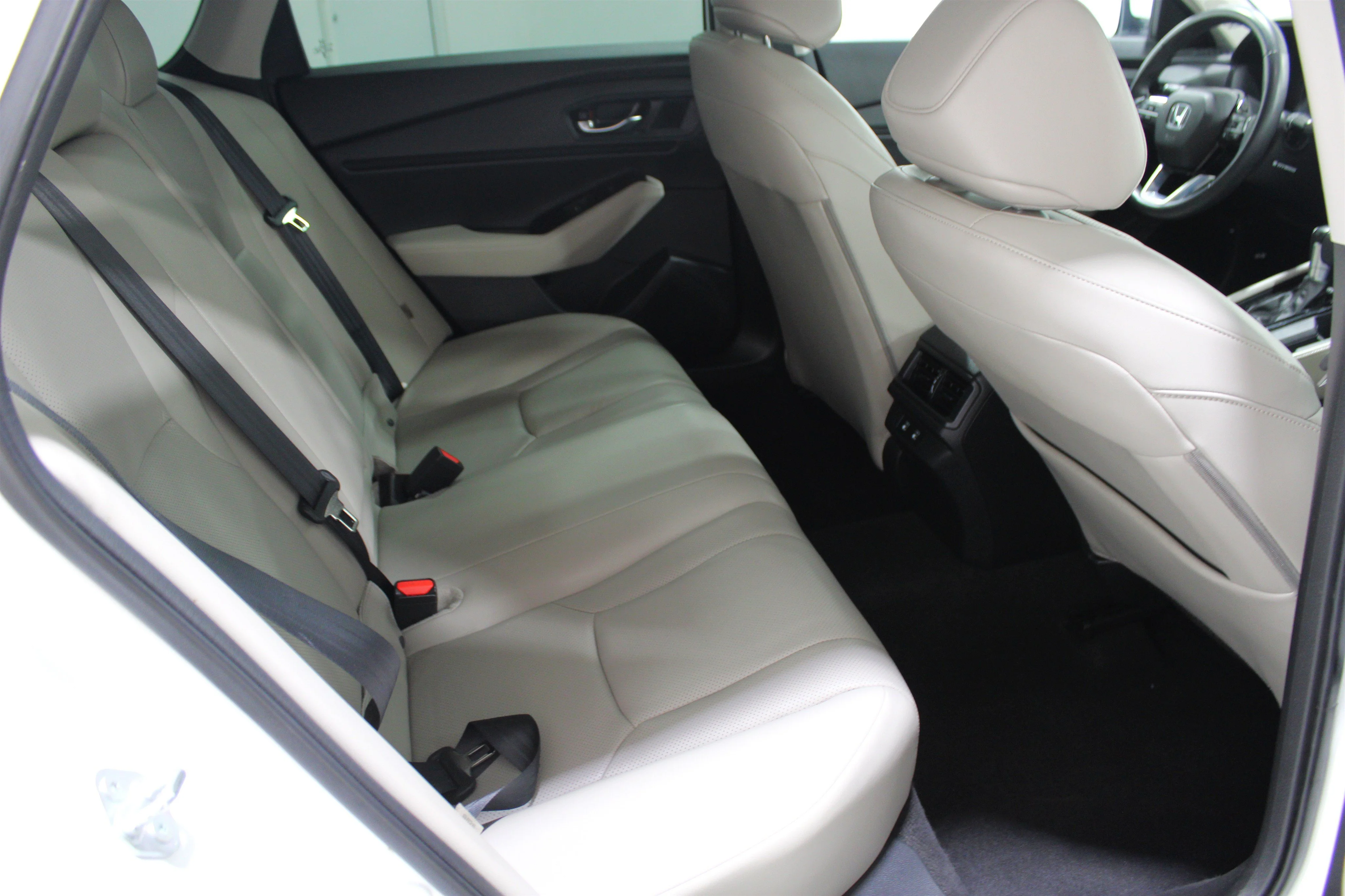 Used 2023 WHTIE Honda Touring image 22