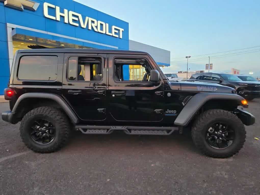 Certified Used 2025 Black Jeep Willys 4xe image 2