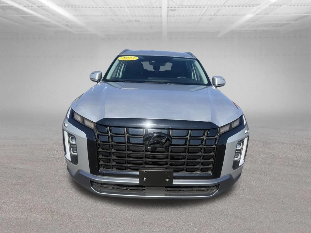Certified Used 2025 Silver Hyundai SEL image 12