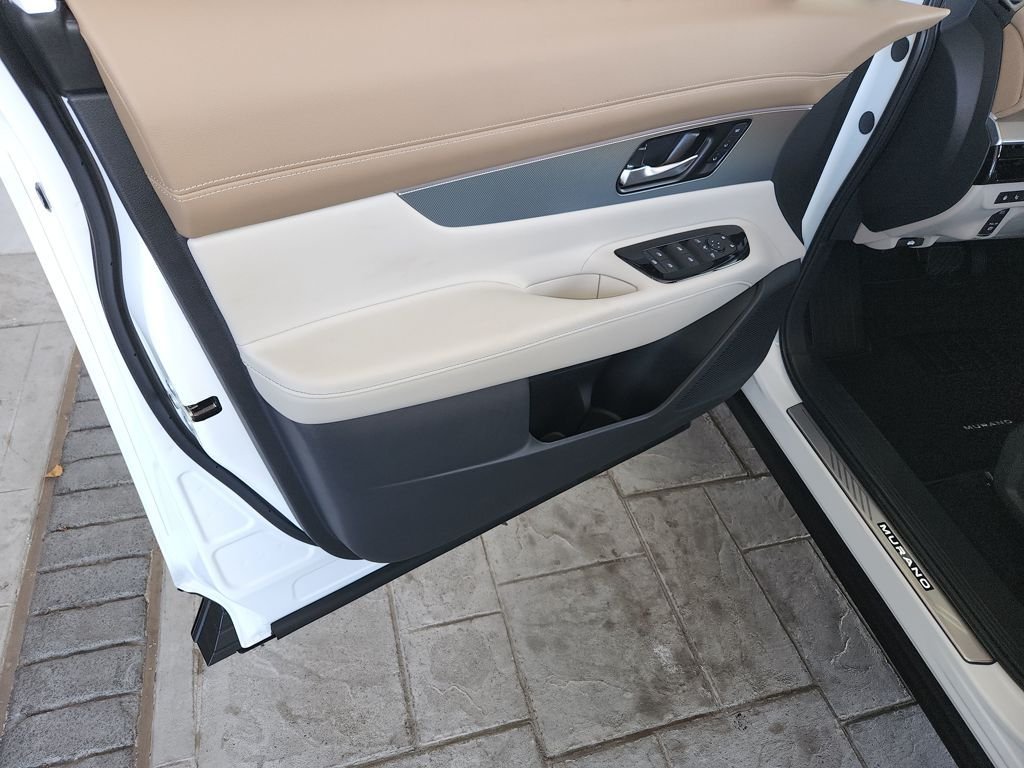 New 2026 Everest White Pearl TriCoat Nissan Platinum AWD image 24