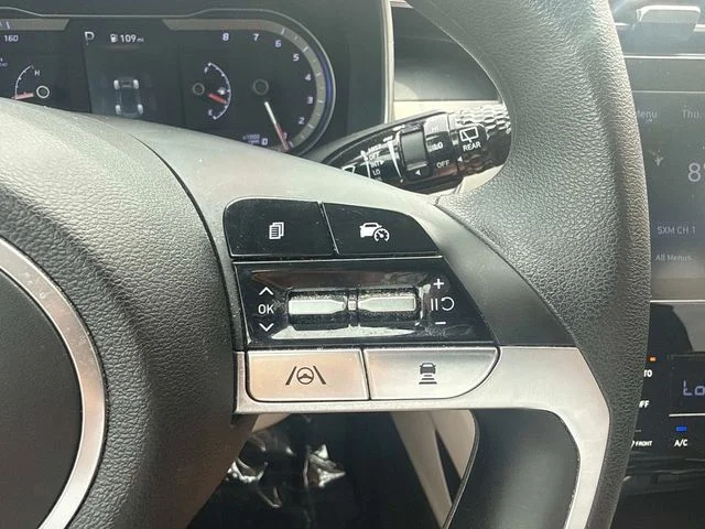 Used 2024 Silver Hyundai SEL image 22