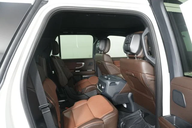 New 2027 Star White Metallic Tri-Coat Ford King Ranch® image 30