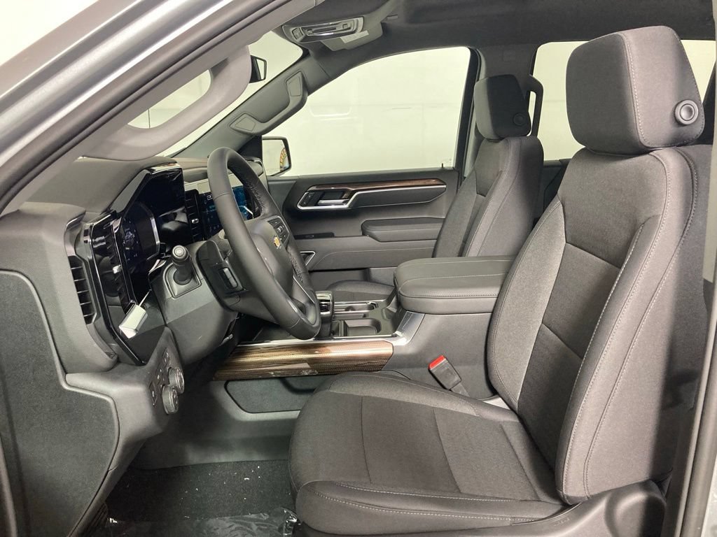 2026 Chevrolet Silverado 1500 LT - Photo 8