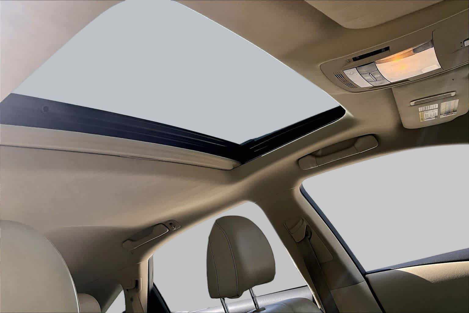 Used 2015 Stargazer Black Lexus  image 13