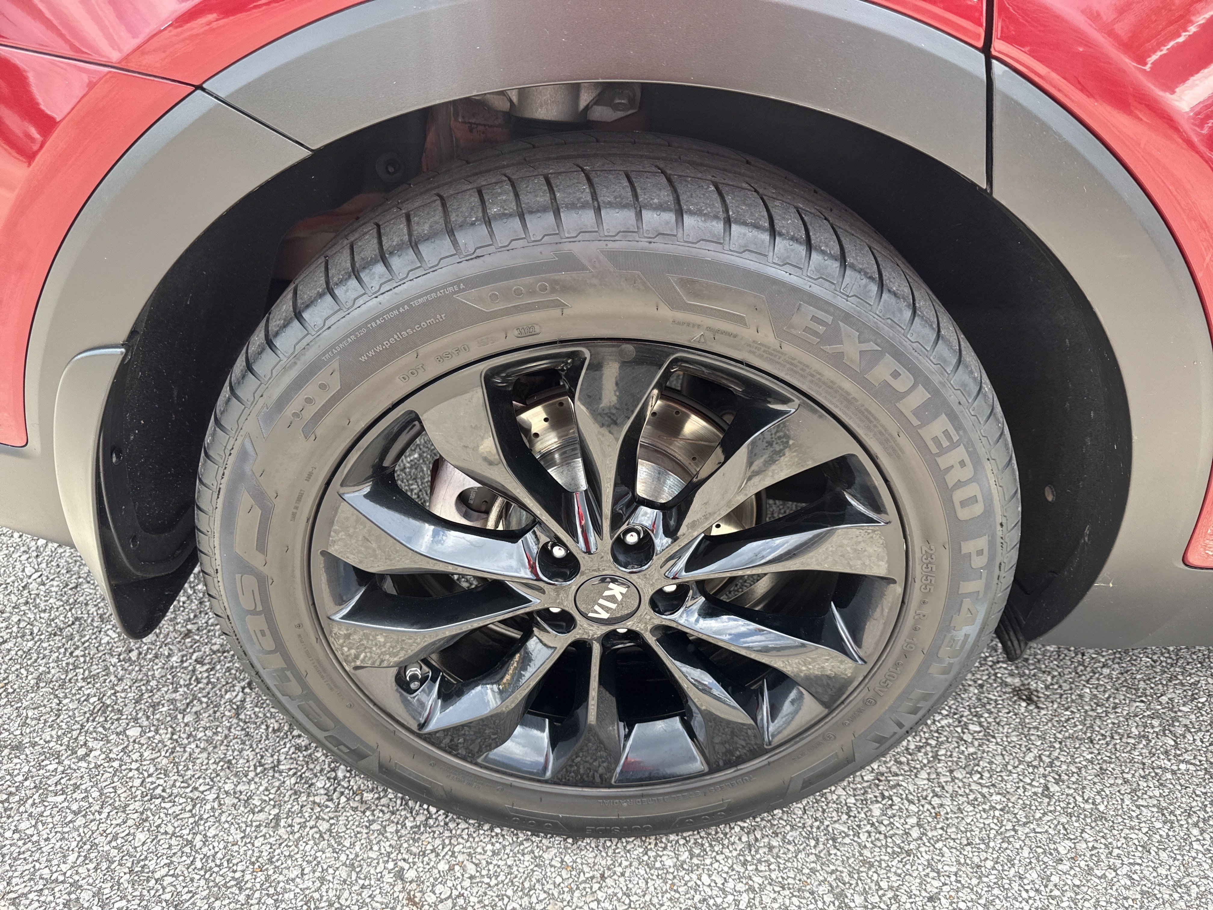 Used 2019 Passion Red Kia S V6 image 17