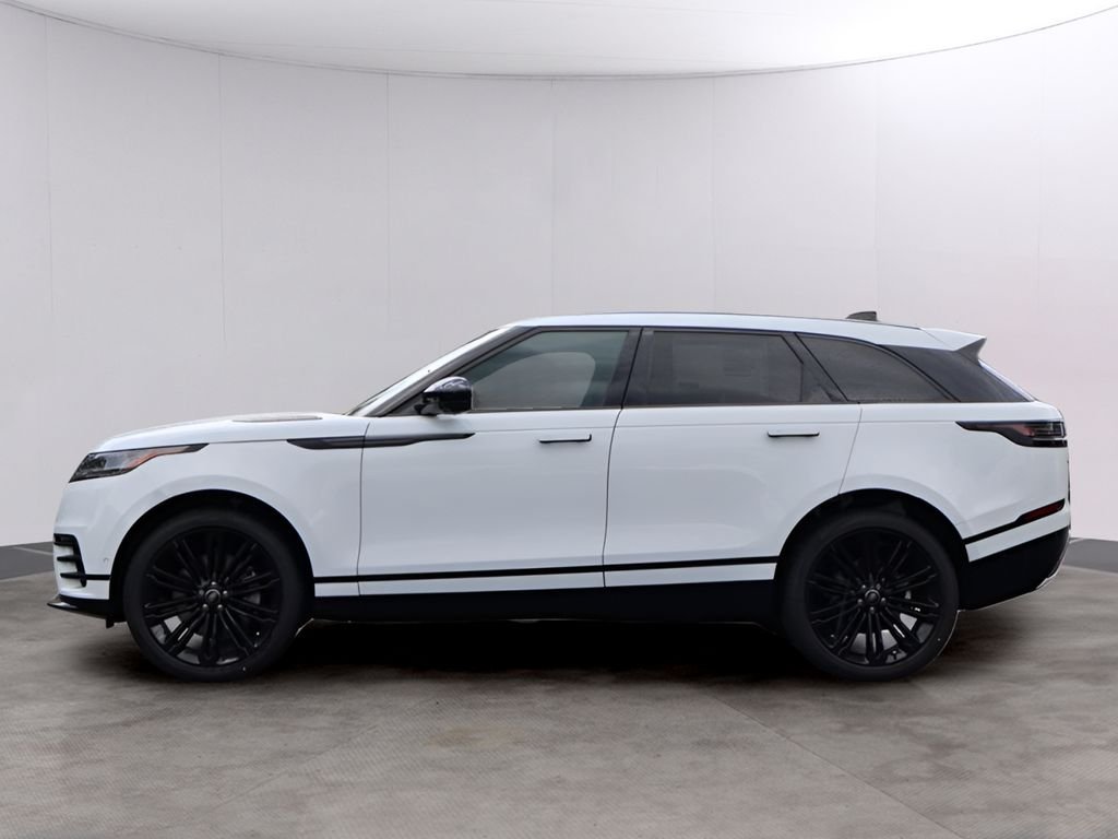 New 2026 Fuji White Land Rover  image 4