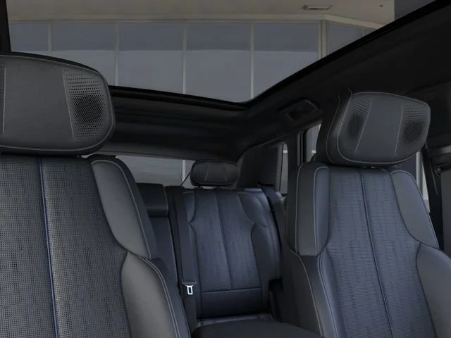 2026 Cadillac LYRIQ V - Photo 24