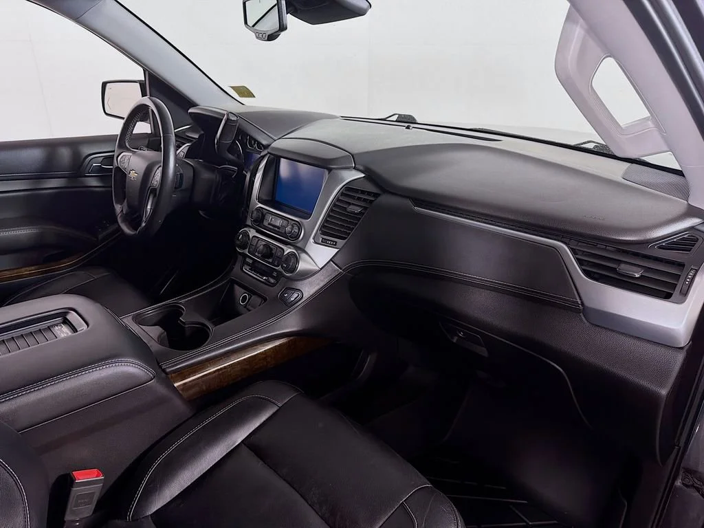 Used 2016 Tungsten Metallic Chevrolet LT image 28