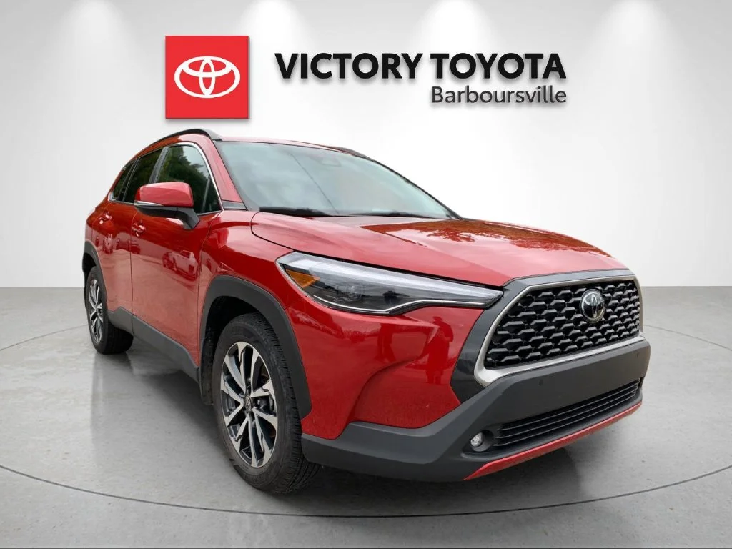 Used 2024 Red Toyota XLE image 5