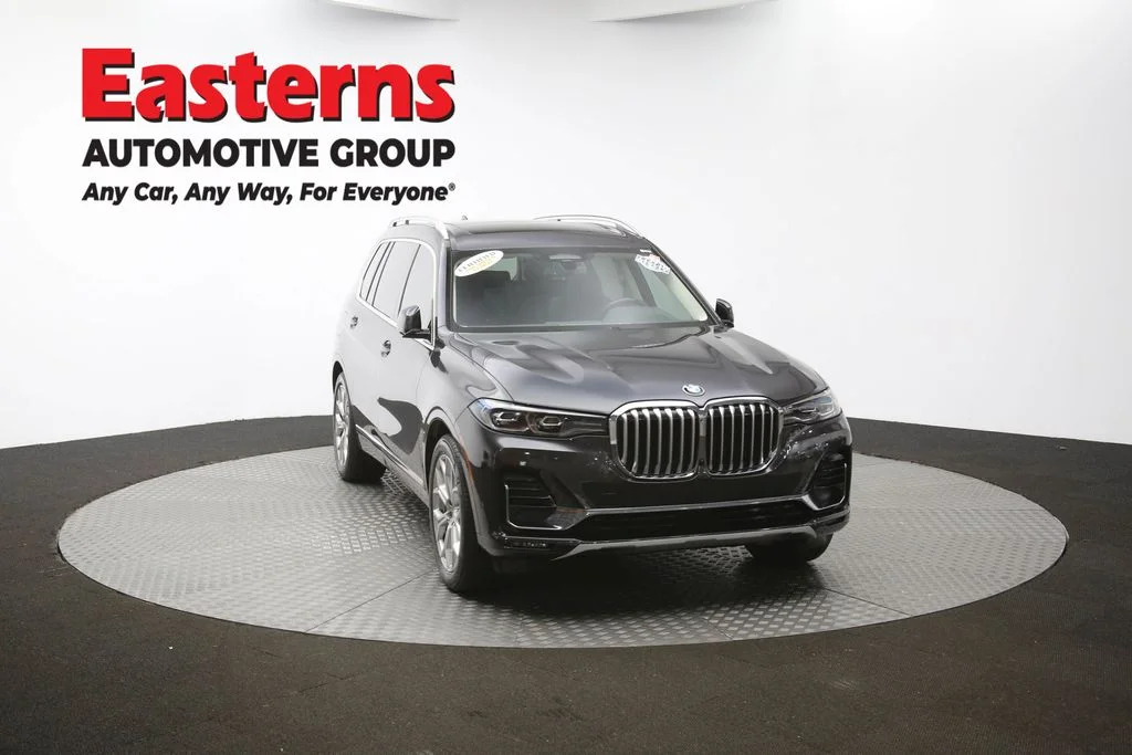 Used 2022 Gray BMW xDrive40i image 51