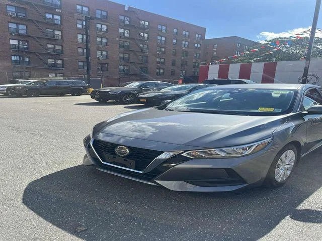 Used 2023 Gun Metallic Nissan S Xtronic CVT image 3