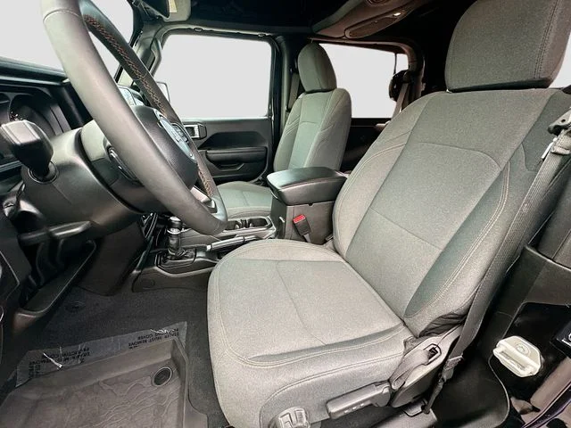 Used 2024 Black Jeep Sport S image 19