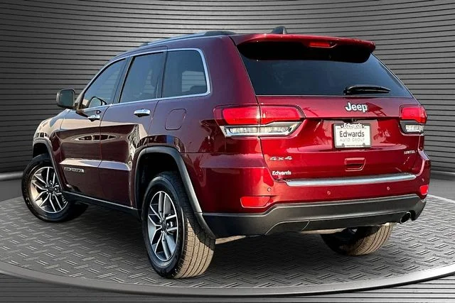 Used 2021 Red Jeep Limited image 4