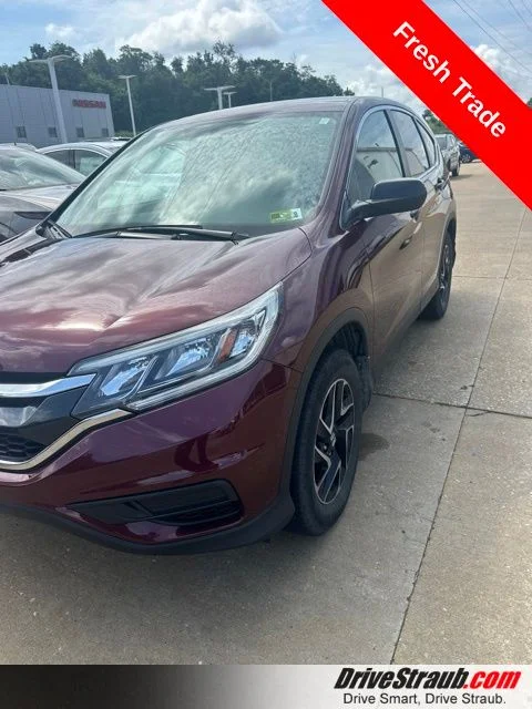 Used 2016 Red Honda SE image 1
